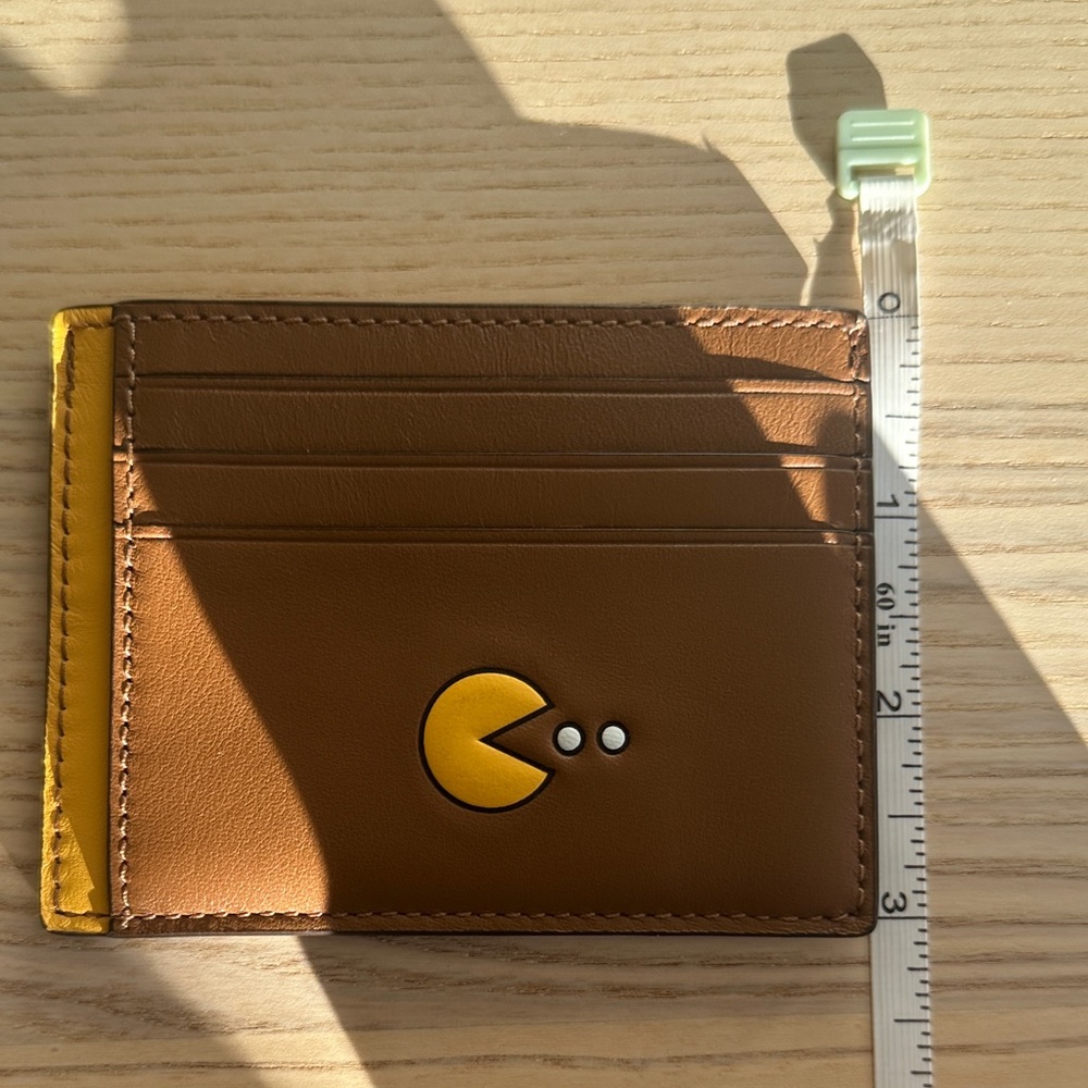 NWOT Coach x PAC-MAN Limited Edition Card Holder - Picture 9 of 9